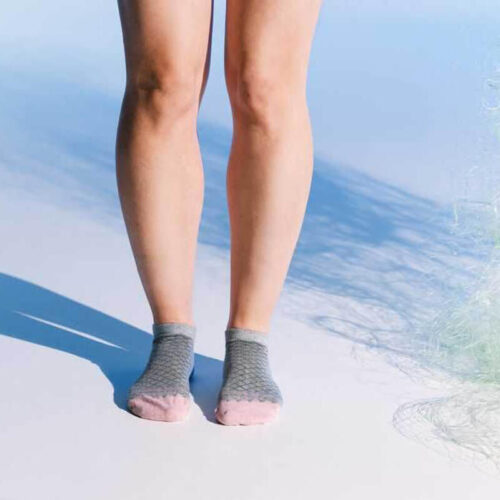 women sneaker jellyfish healthy seas socks