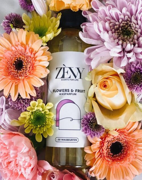 zevy-wasparfums-flowers-fruit-scene