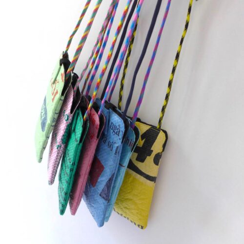 refished-swing geupcycled telefoontasje