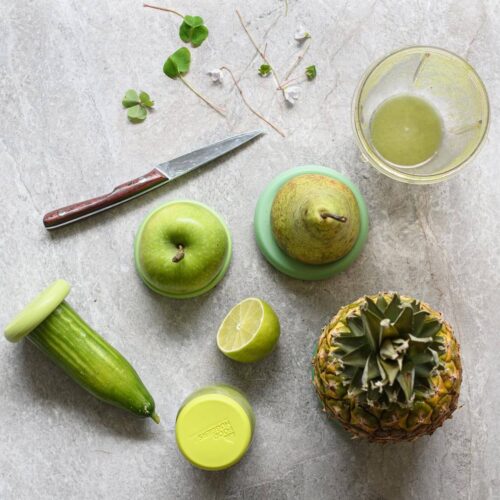 Foodhuggers - sage green met fruit en plank