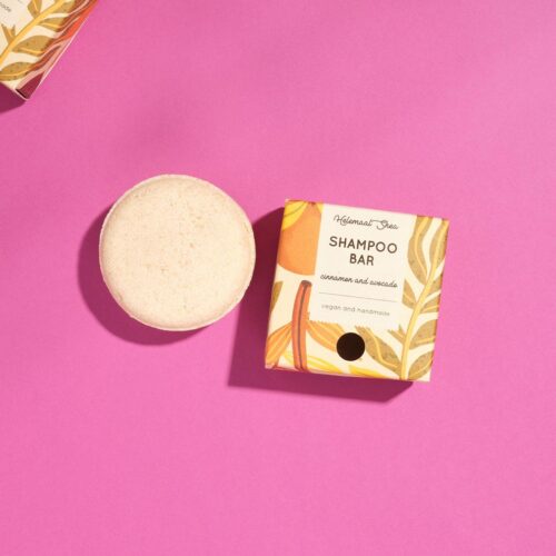 helemaalshea shampoo-bar-kaneel-avocado-roze